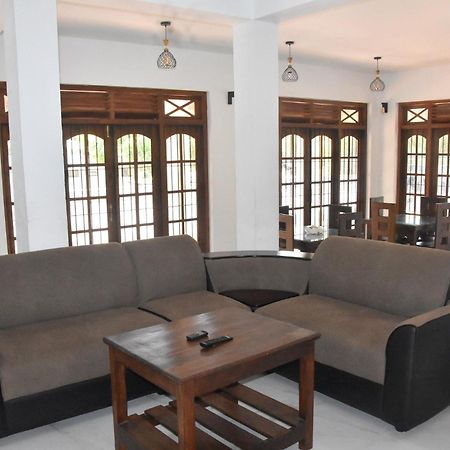 Silverline Guest House أنرادابورام المظهر الخارجي الصورة