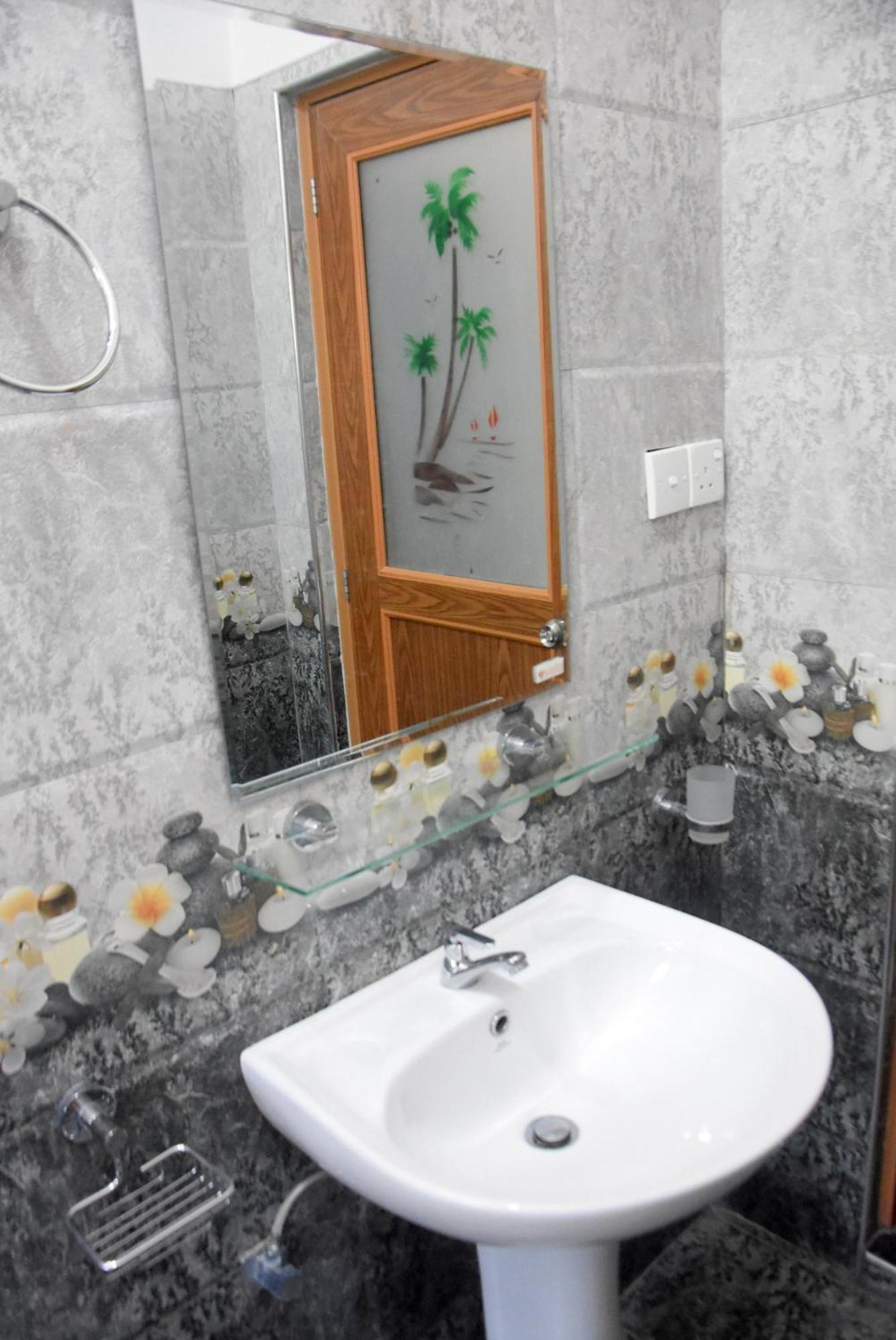 Silverline Guest House أنرادابورام المظهر الخارجي الصورة
