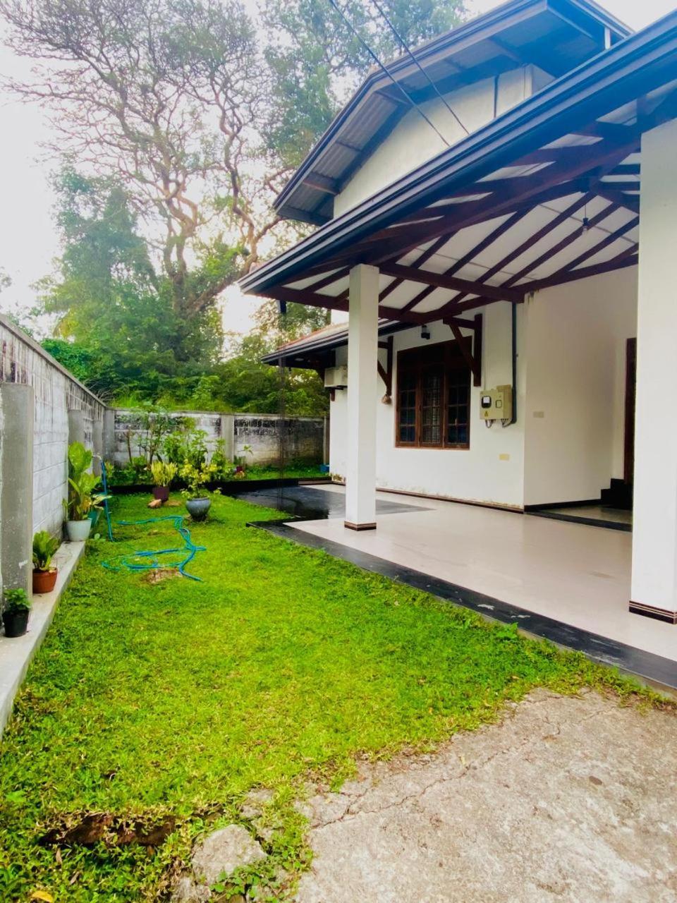 Silverline Guest House أنرادابورام المظهر الخارجي الصورة